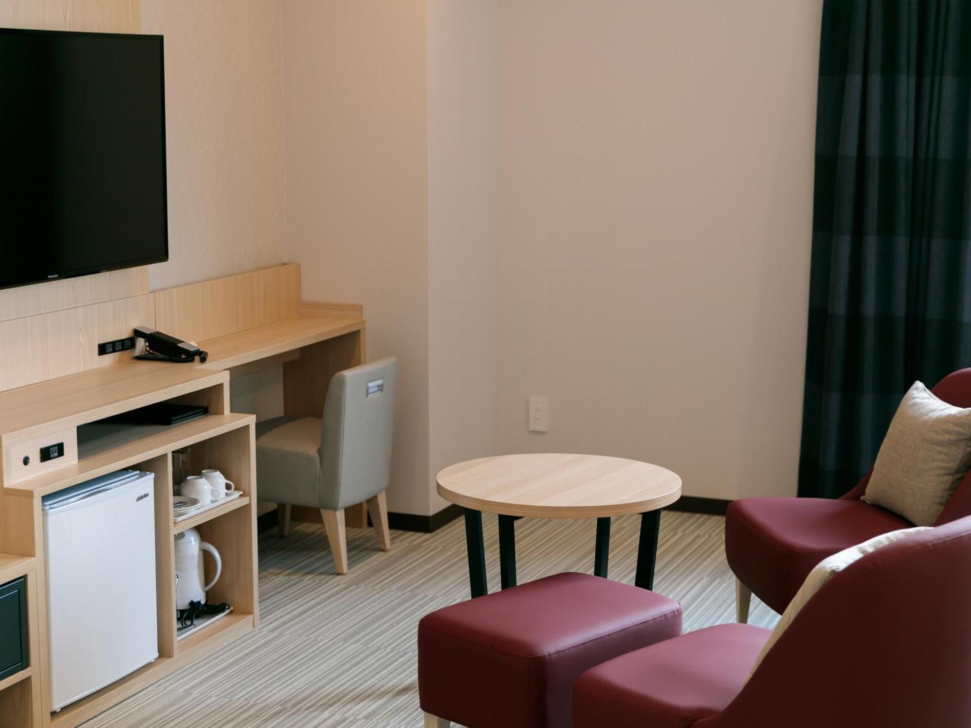 Hotel Mystays Premier Нарита Стая снимка